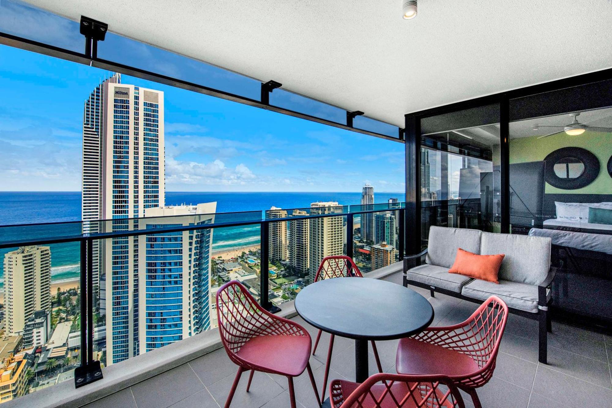 Ocean View Apartments With Balcony - Circle On Cavill - Central Location! - Self Contained & Privately Managed Gold Coast Exterior photo